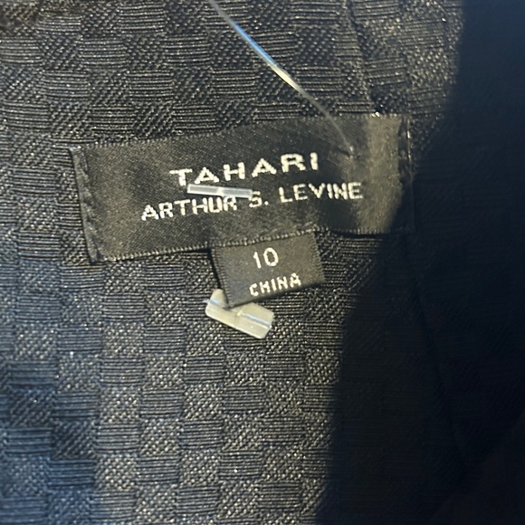 NWT Tahari Women’s Black/White/Citrine Sleeveless Sheath Dress Size 10 MSRP $138 - Picture 11 of 11